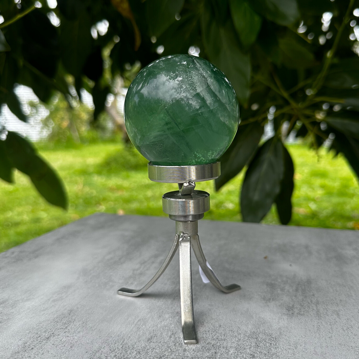 Spinning Silver Silver Stand