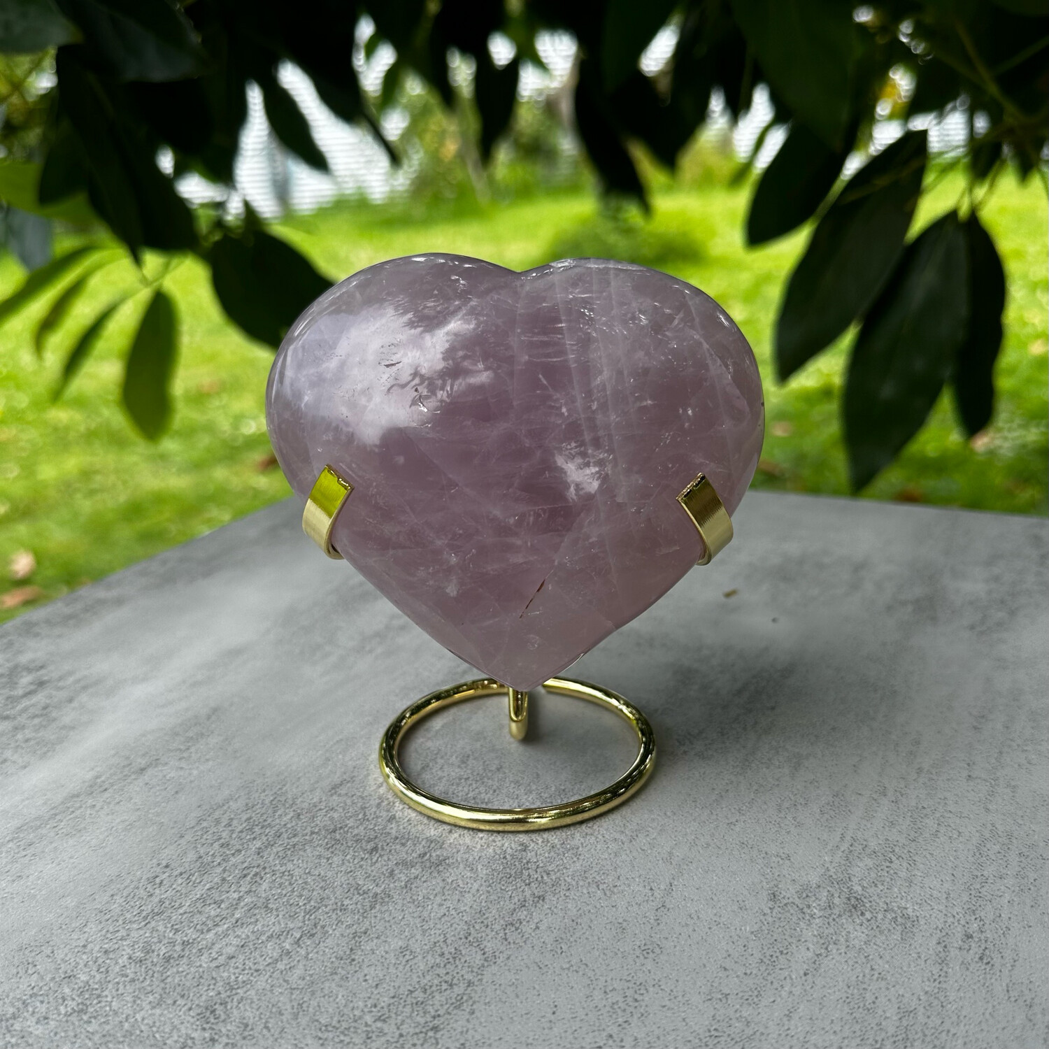 Gold Heart Stand