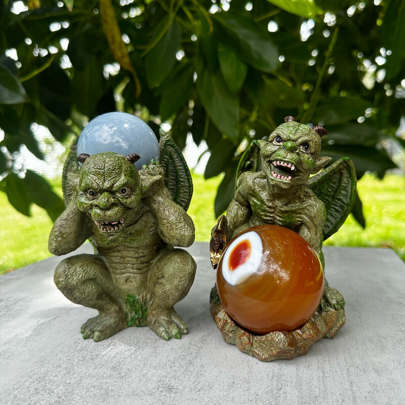 Gargoyle Sphere Stand Set