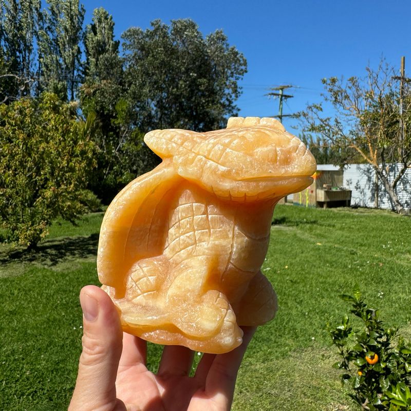 Orange Calcite Toothless 1.6KG