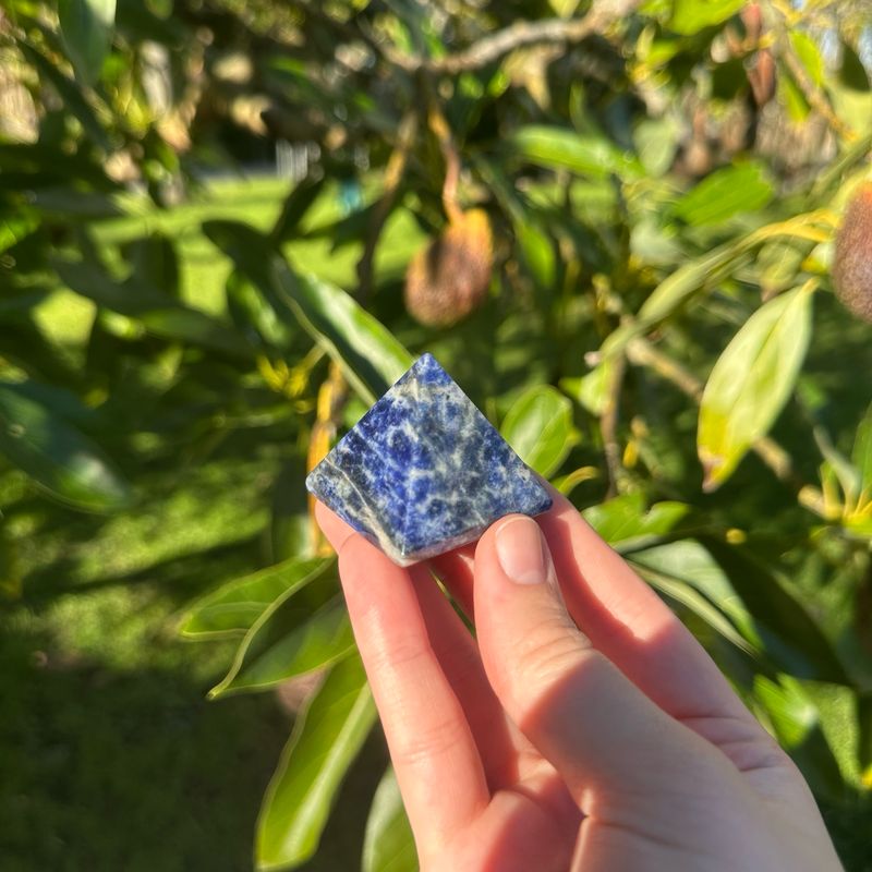 Sodalite Pyramid