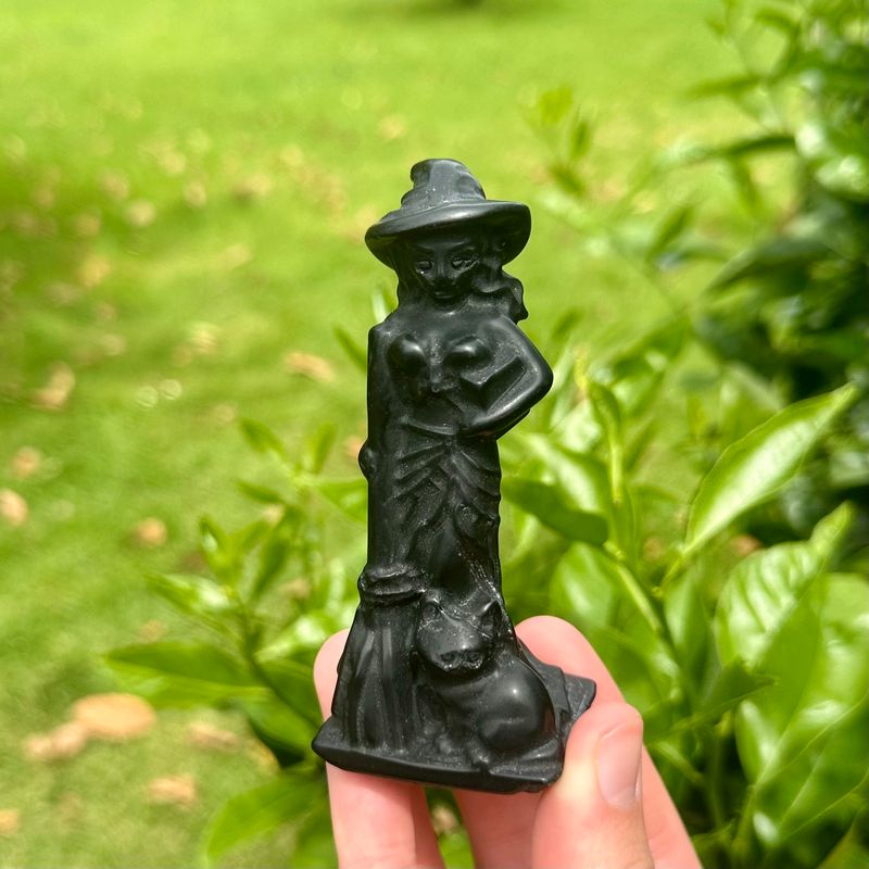 Black Obsidian Witch