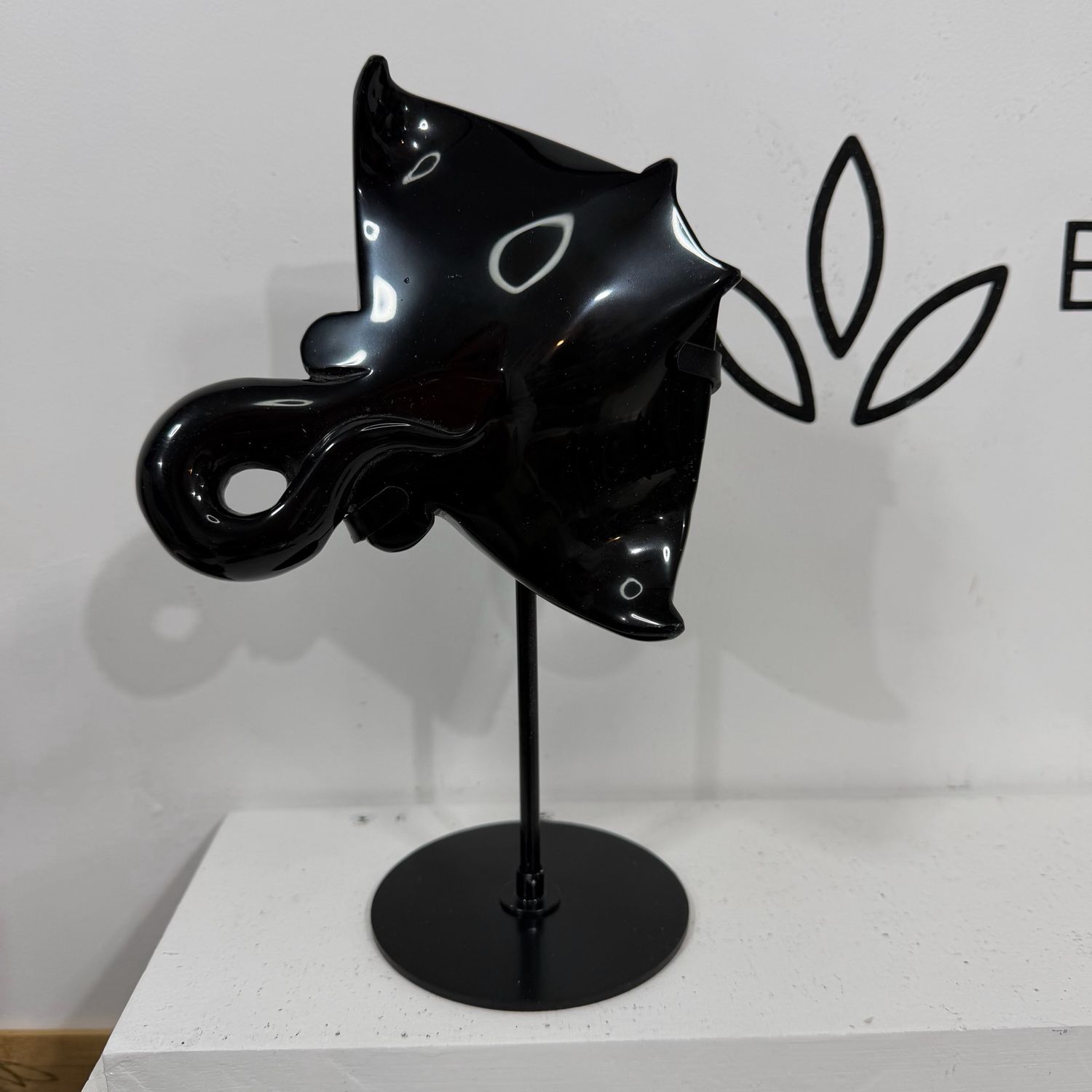 Black Obsidian Ray