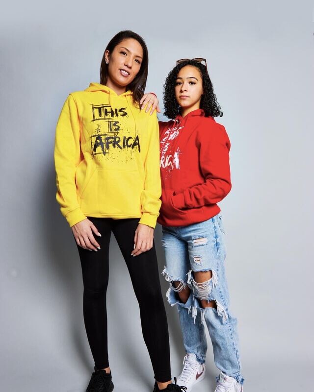 This is Africa ® Hoodie jaune / noir Uni Sex