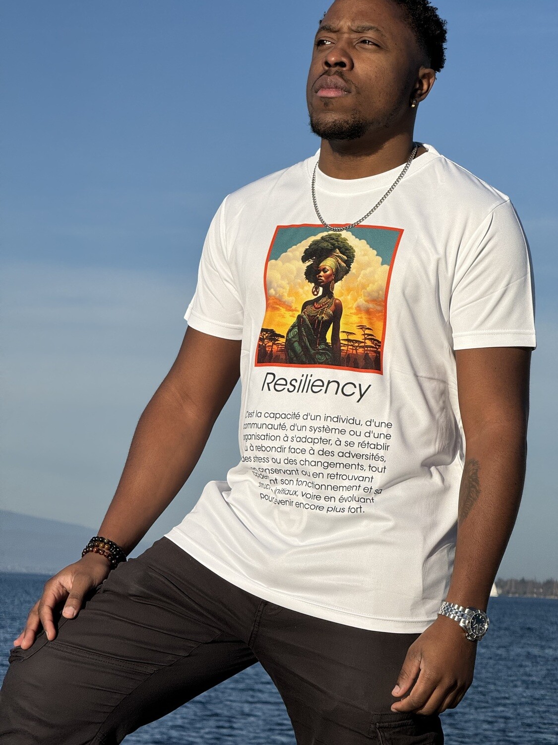Queen RESILIENCY T- shirt Unisex