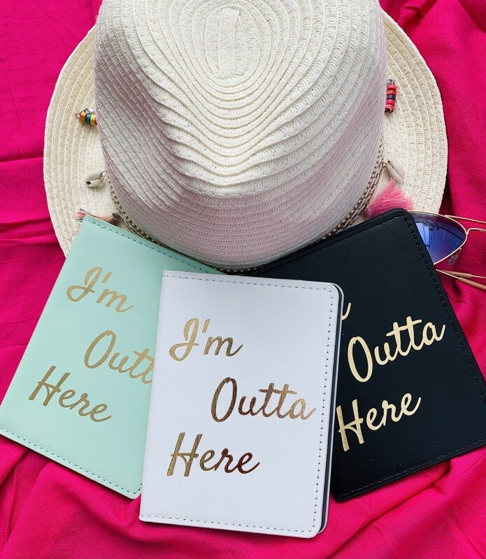 Paspoorthoesje I'm Outta Here /  Wit