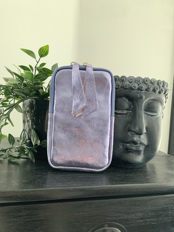 Lederen schoudertasje | Lang Metallic Lila
