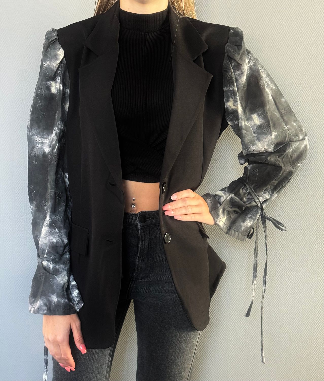 Blazer Black Dye