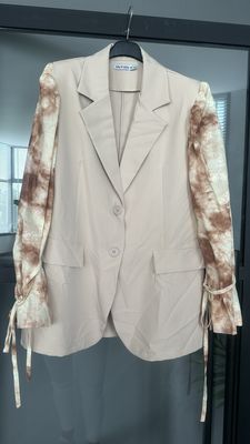 Blazer Crème Dye