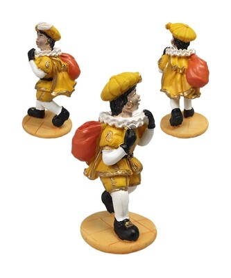 Roetveeg Piet staand met zak