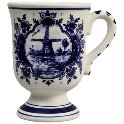 Delfts blauwe Mok op voet