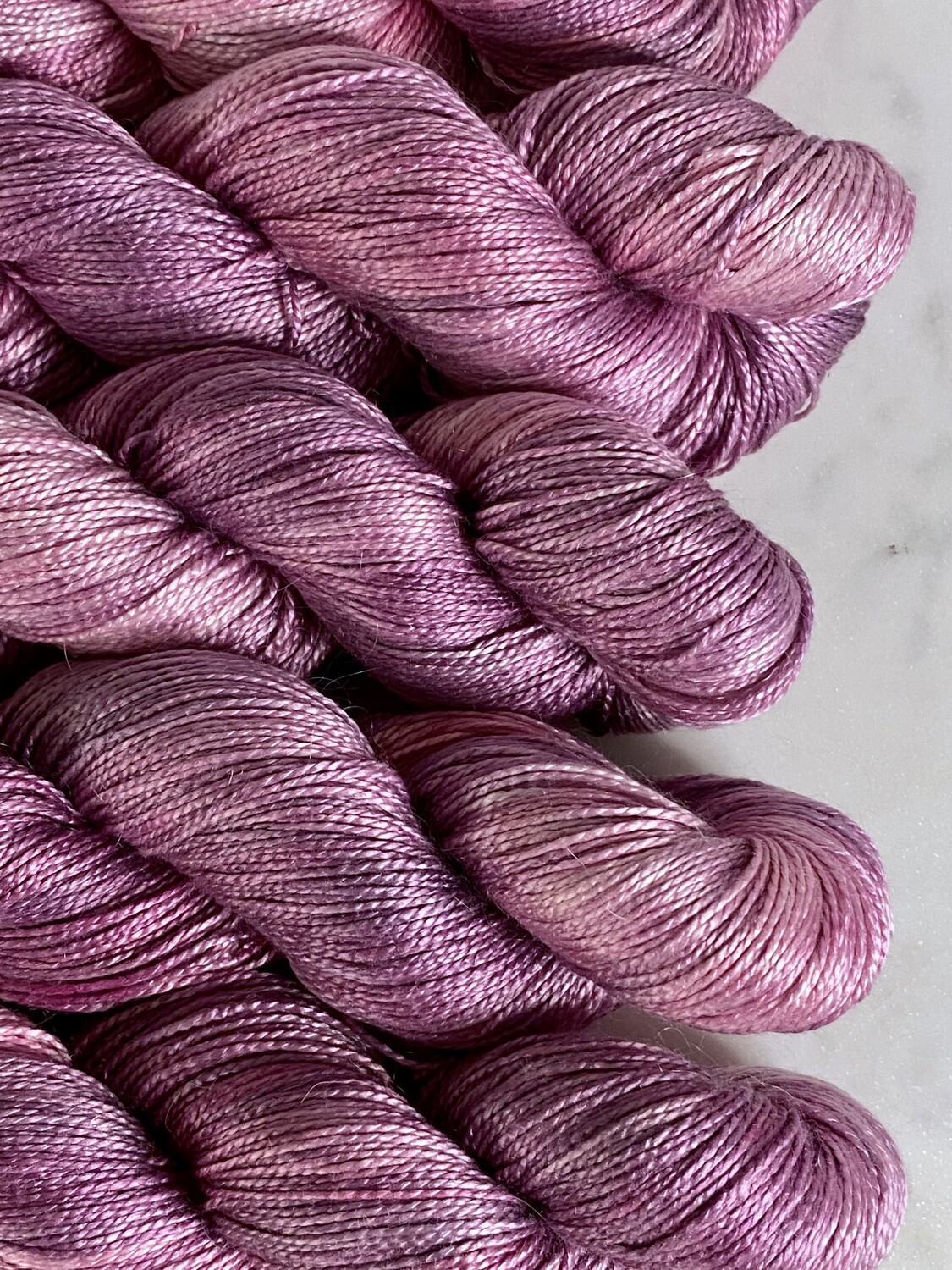 Silke | Håndfarvet garn Garnfarveri
