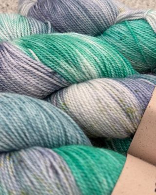 Peacock | Twist