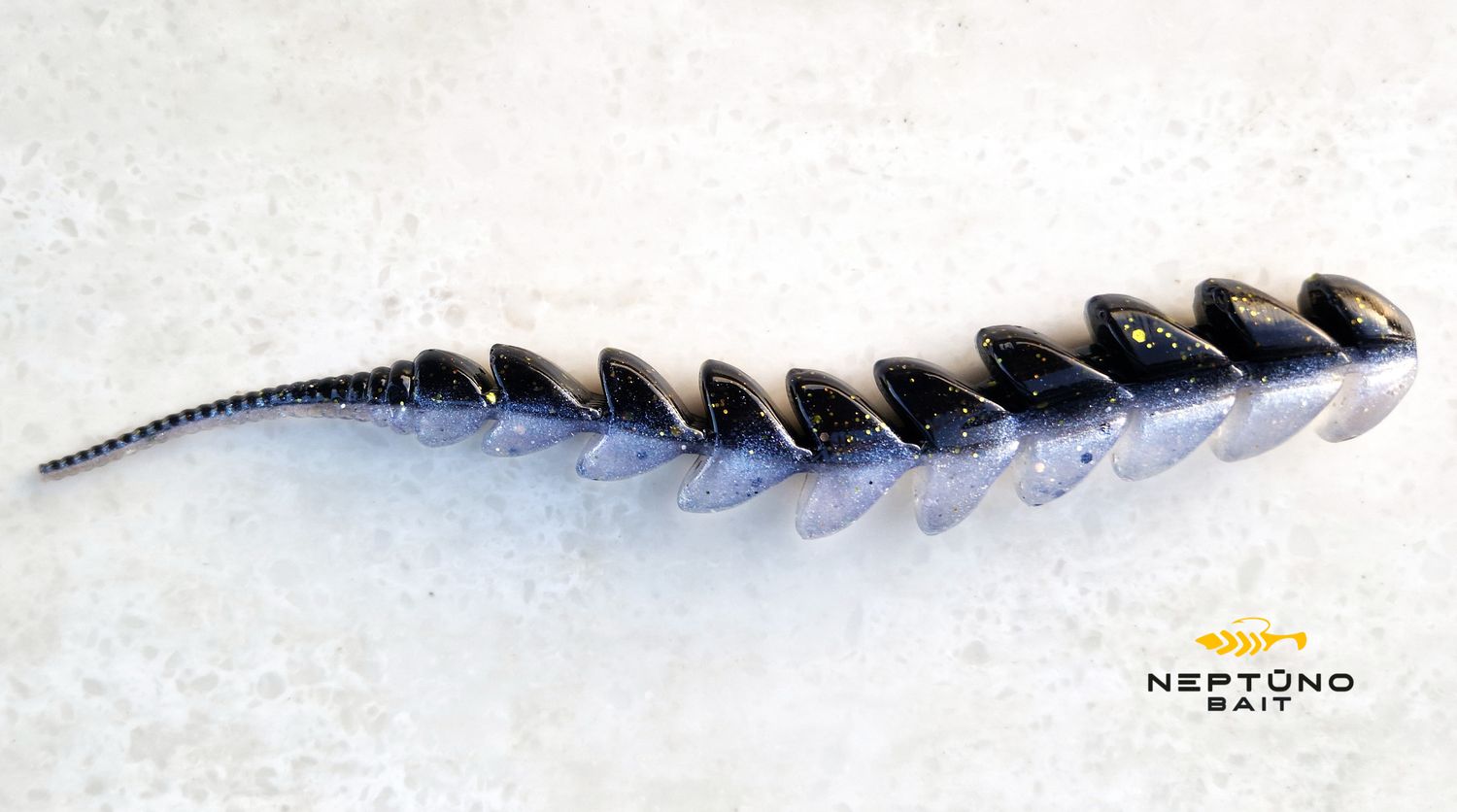 Crocodile 6.8&#39;&#39; (17cm) 23g.