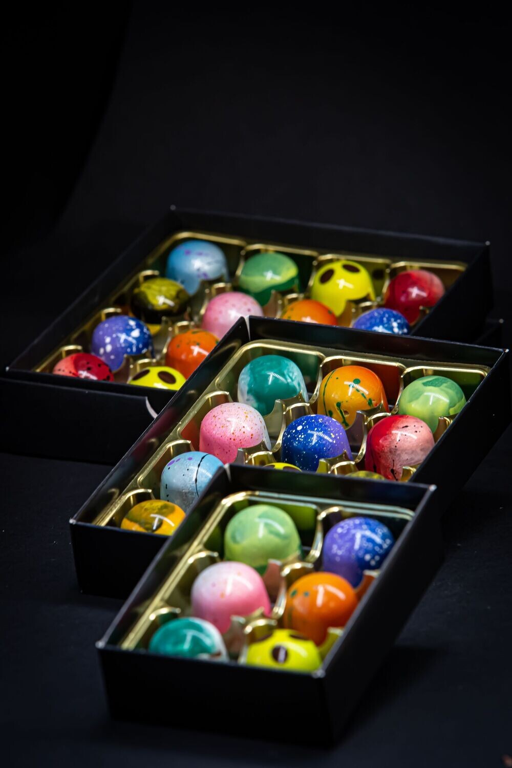 Hand Made Chocolate Bonbons Box Hand Made Chocolate Bonbons Box