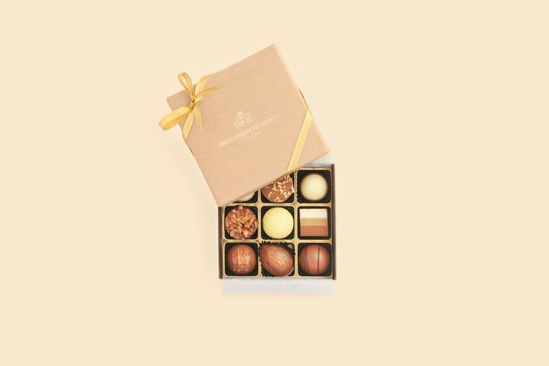 Gemischte Truffes & Pralinen Box, mit Alkohol, 9 Stk.