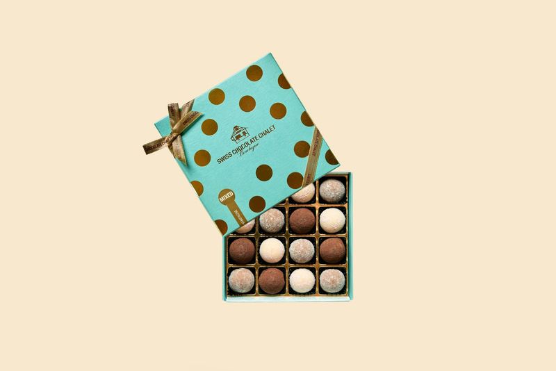 Champagner Truffes Mixed "Polka Dots" Swiss Chocolate Chalet, 16 Stk.