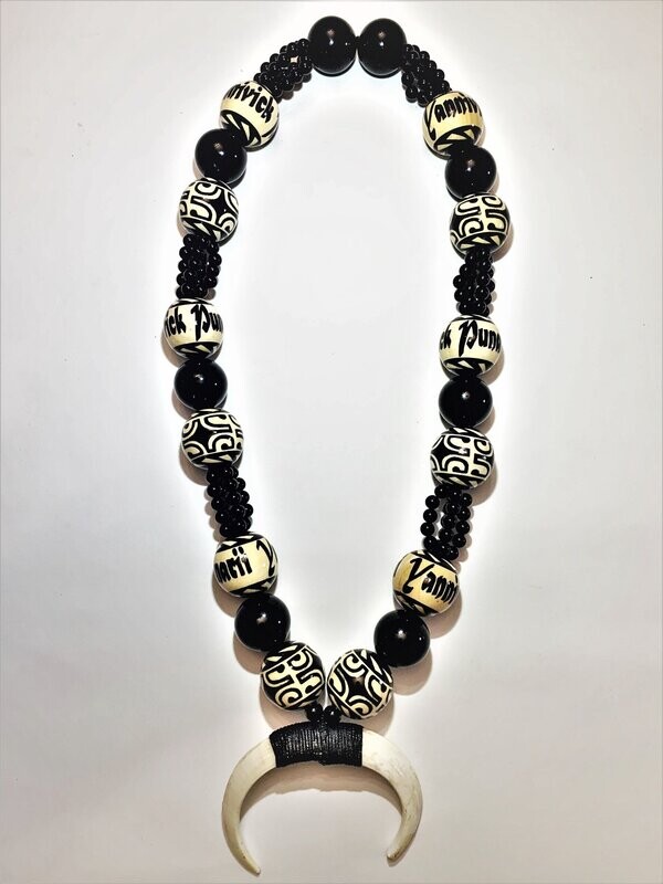 Collier dents de cochon personnalisé 4 fils