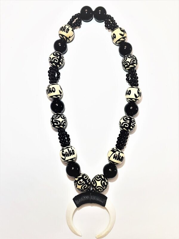 Collier dents de cochon personnalisé 4 fils