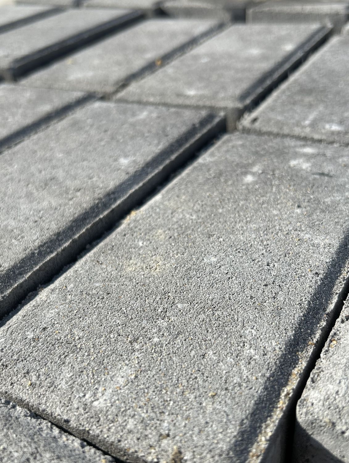 4&quot;x 8&quot; Holland Stone in Charcoal Brick