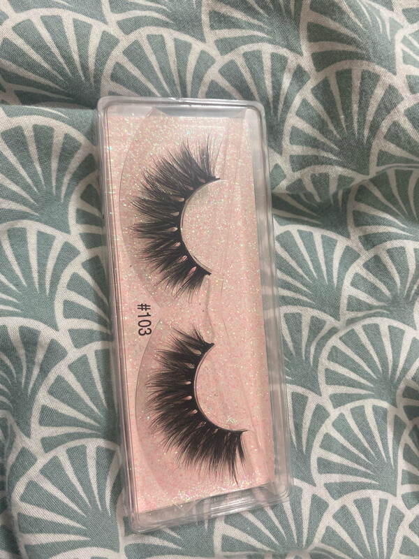 Faux cils #103