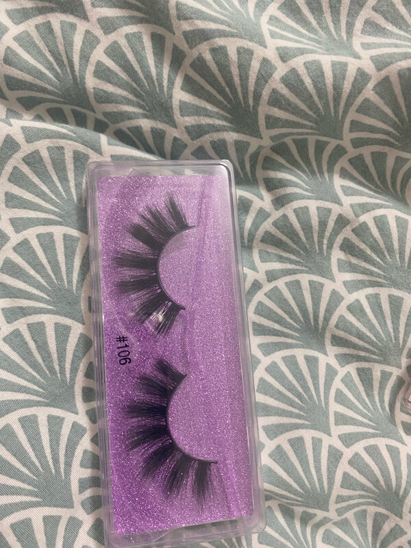 Faux cils #106