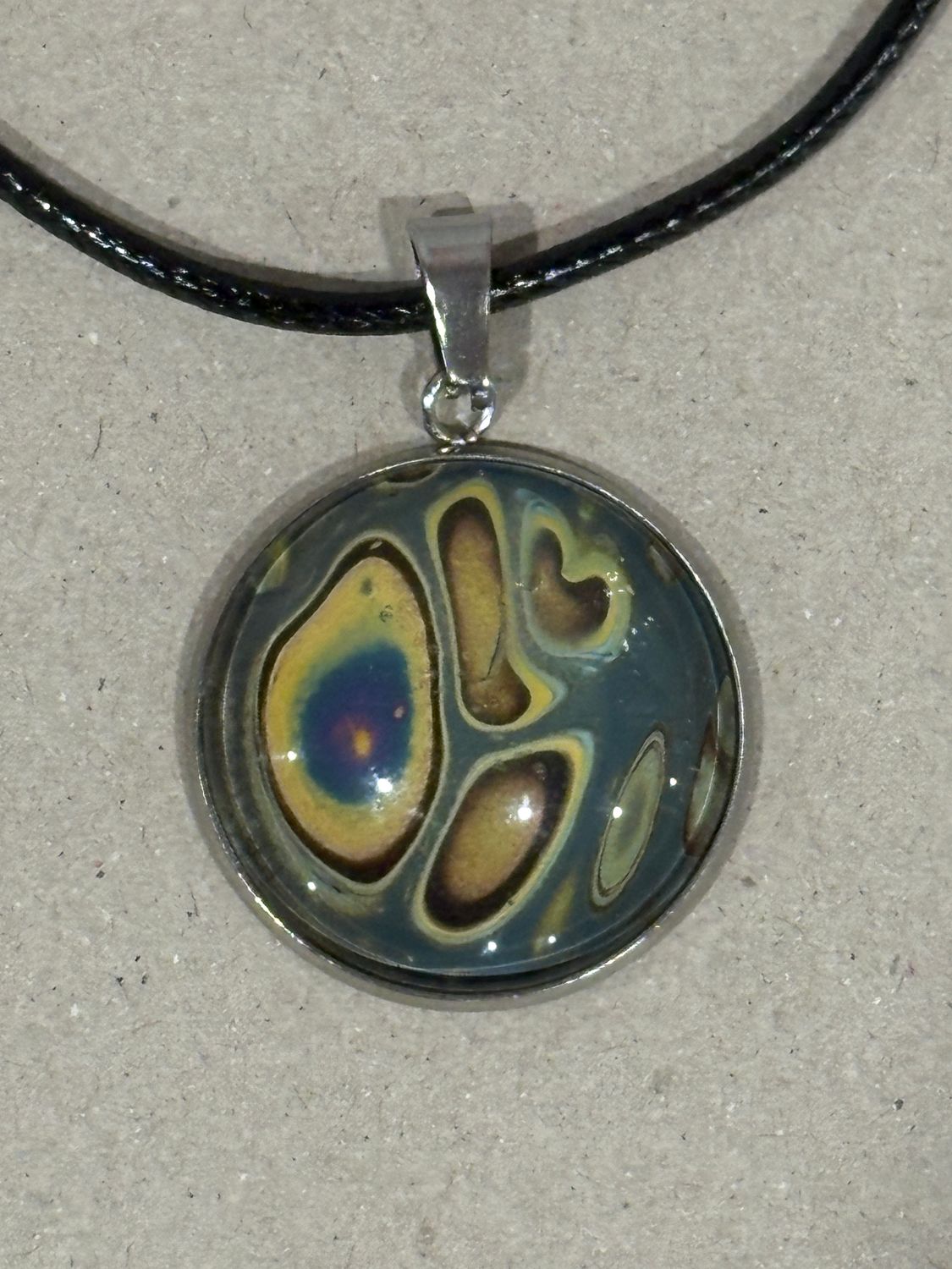 Pendant - Large Round