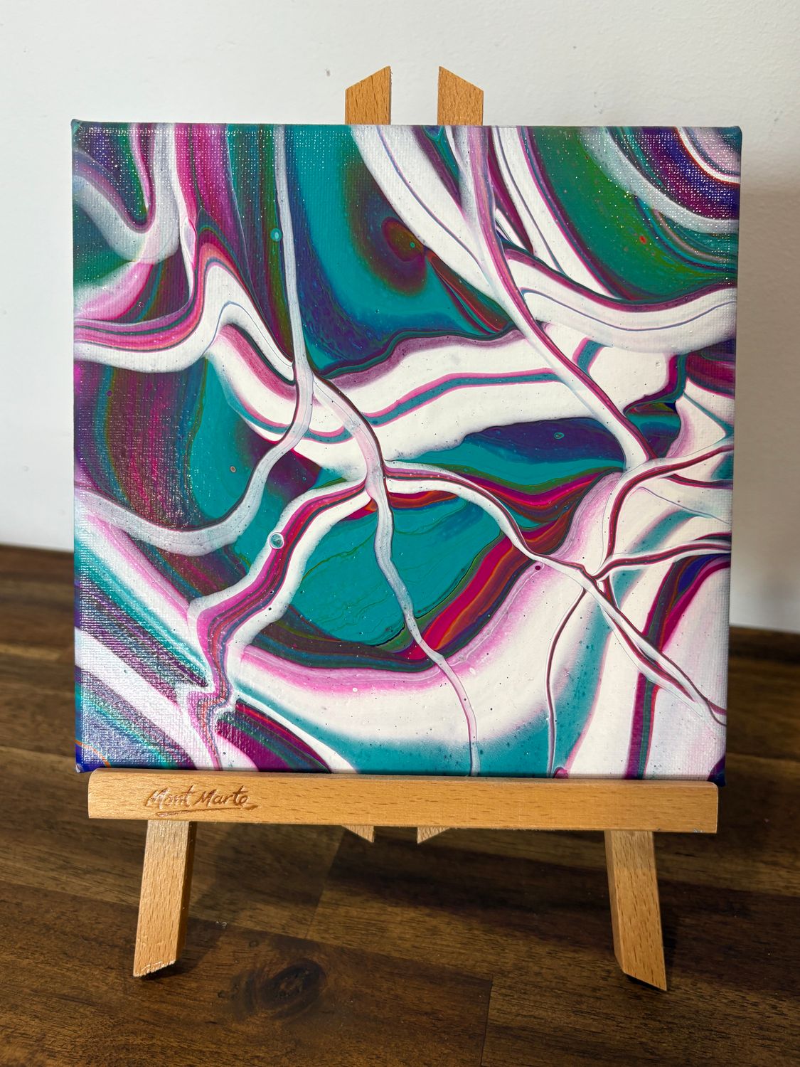 Table Top - White Ribbons + Display Easel