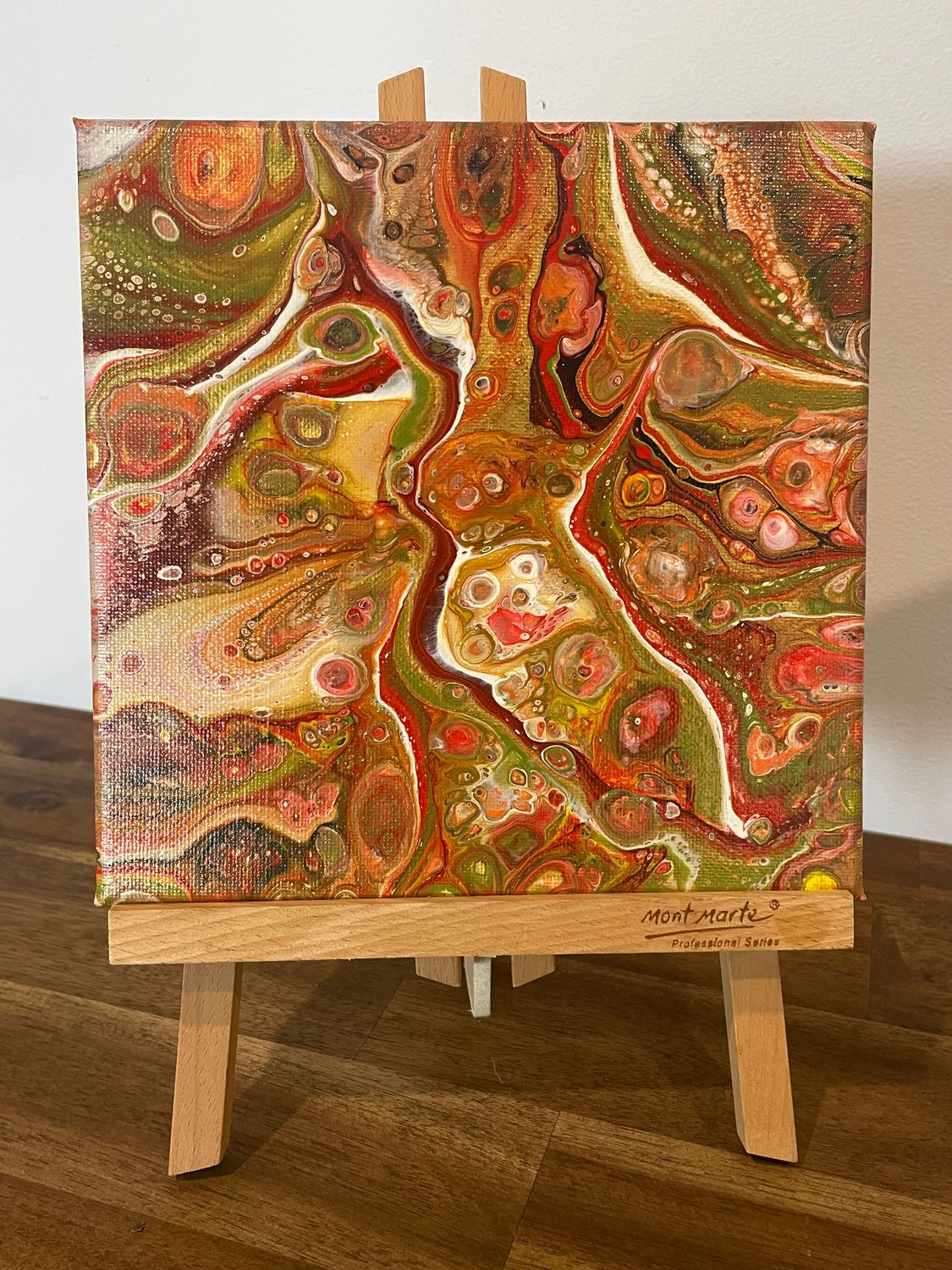 Table Top - Grounded + Display Easel