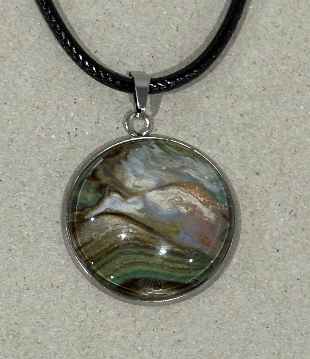 Pendant - Large Round