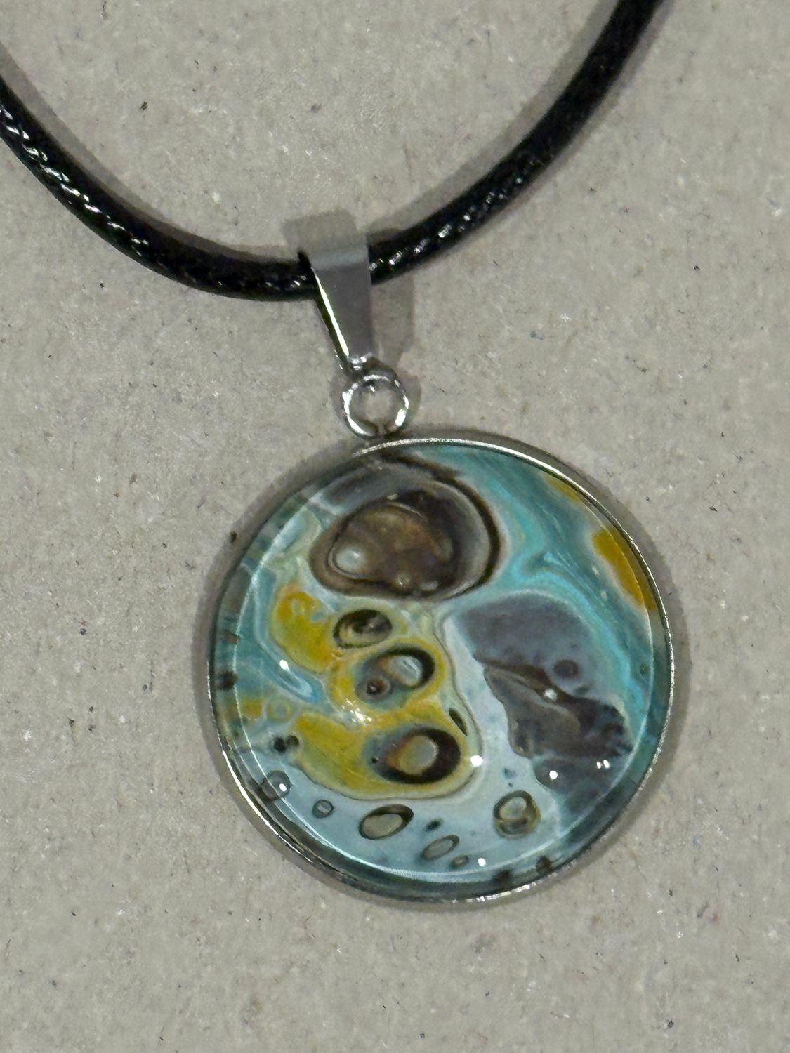 Pendant - Large Round