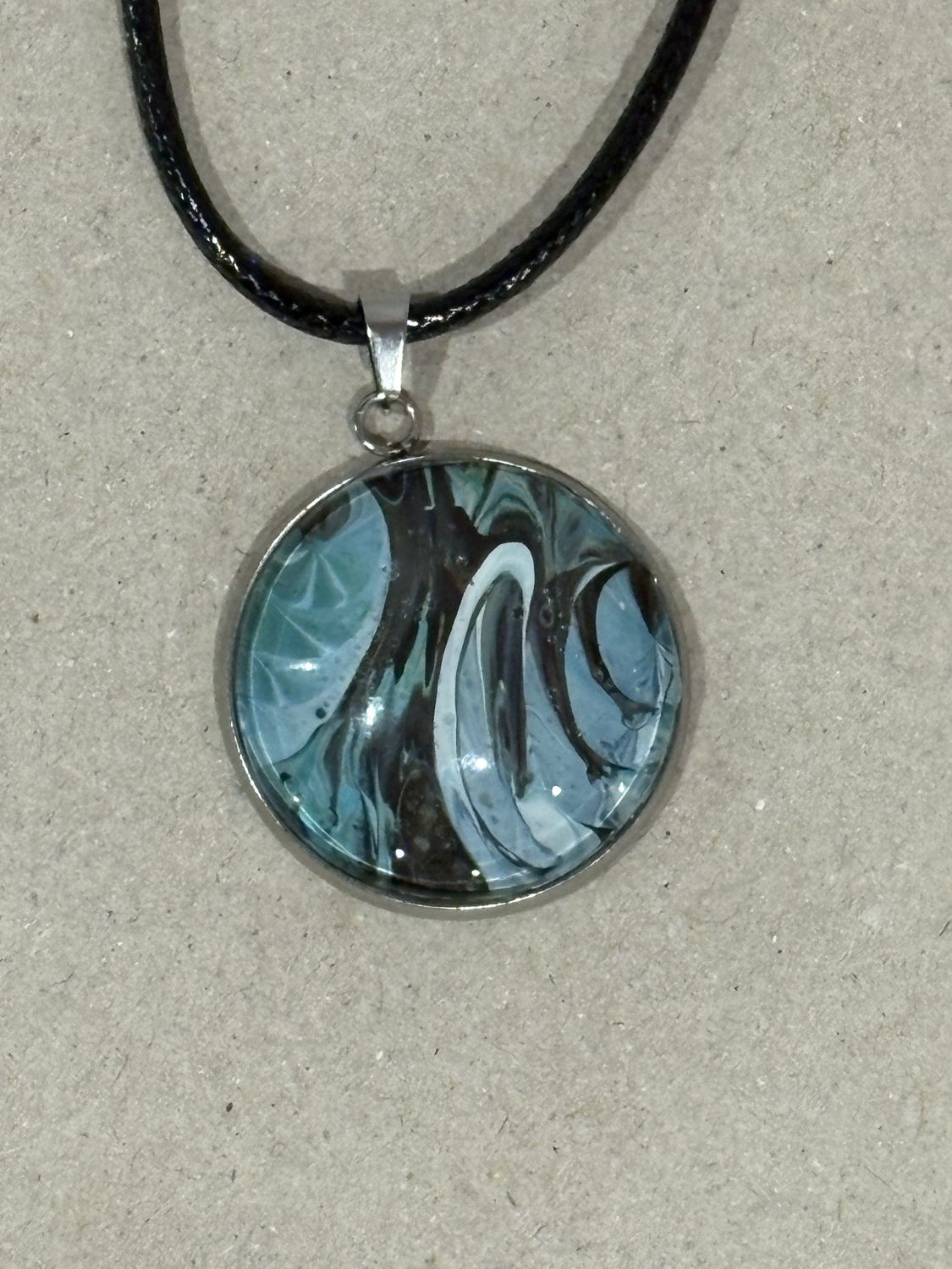 Pendant - Large Round