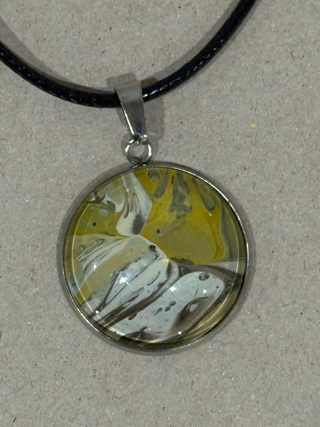 Pendant - Large Round