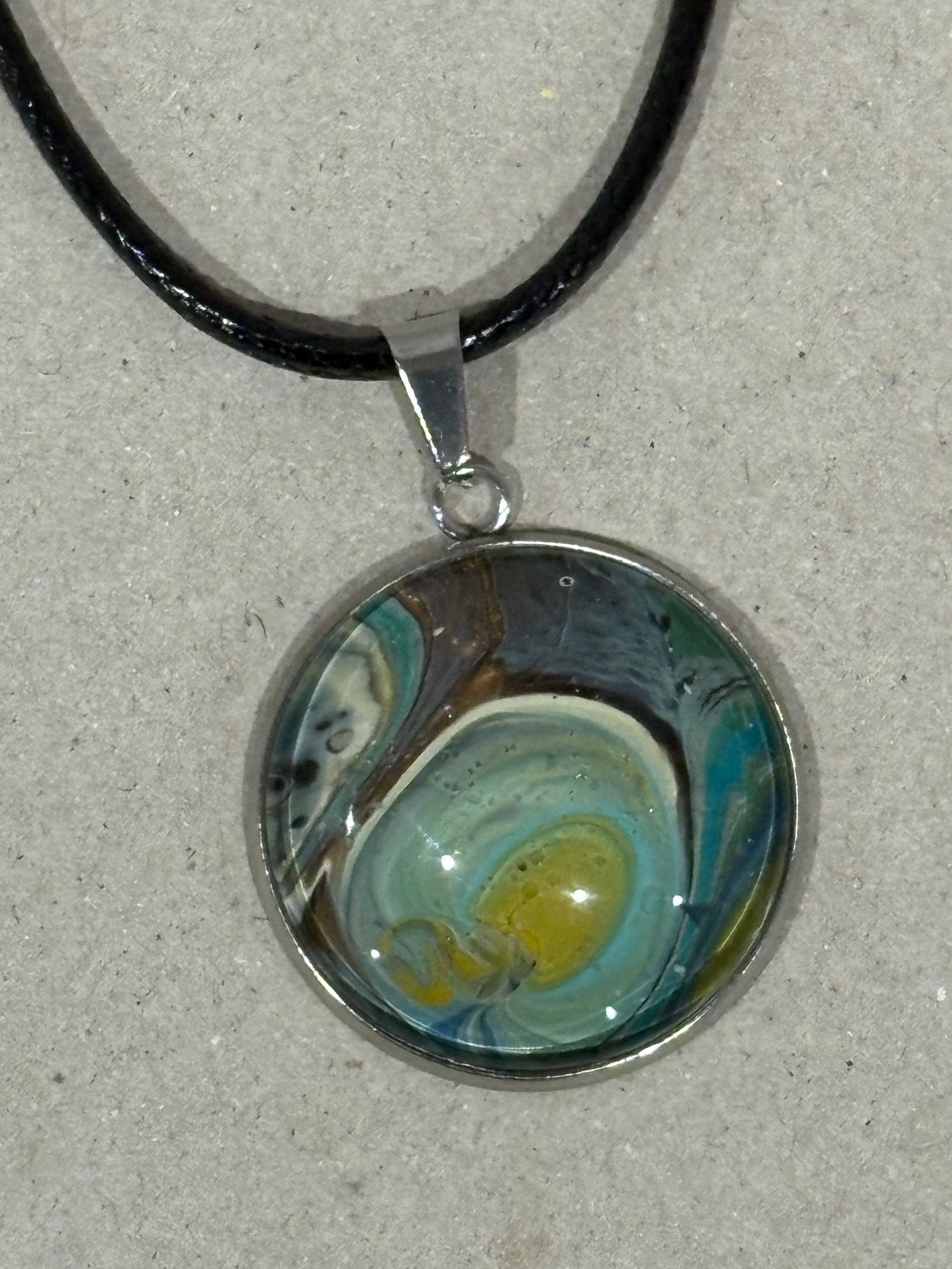 Pendant - Large Round