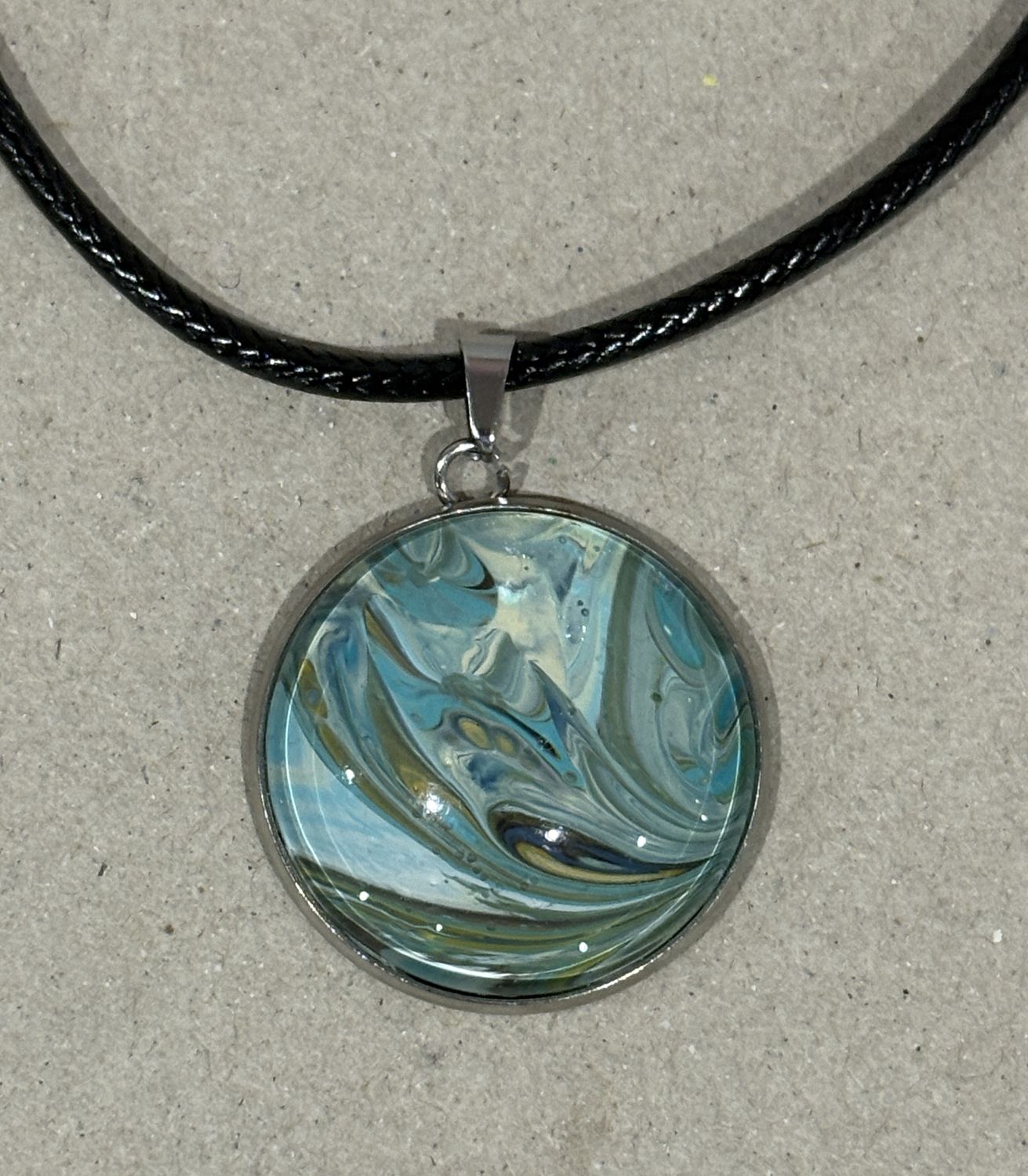 Pendant - Large Round