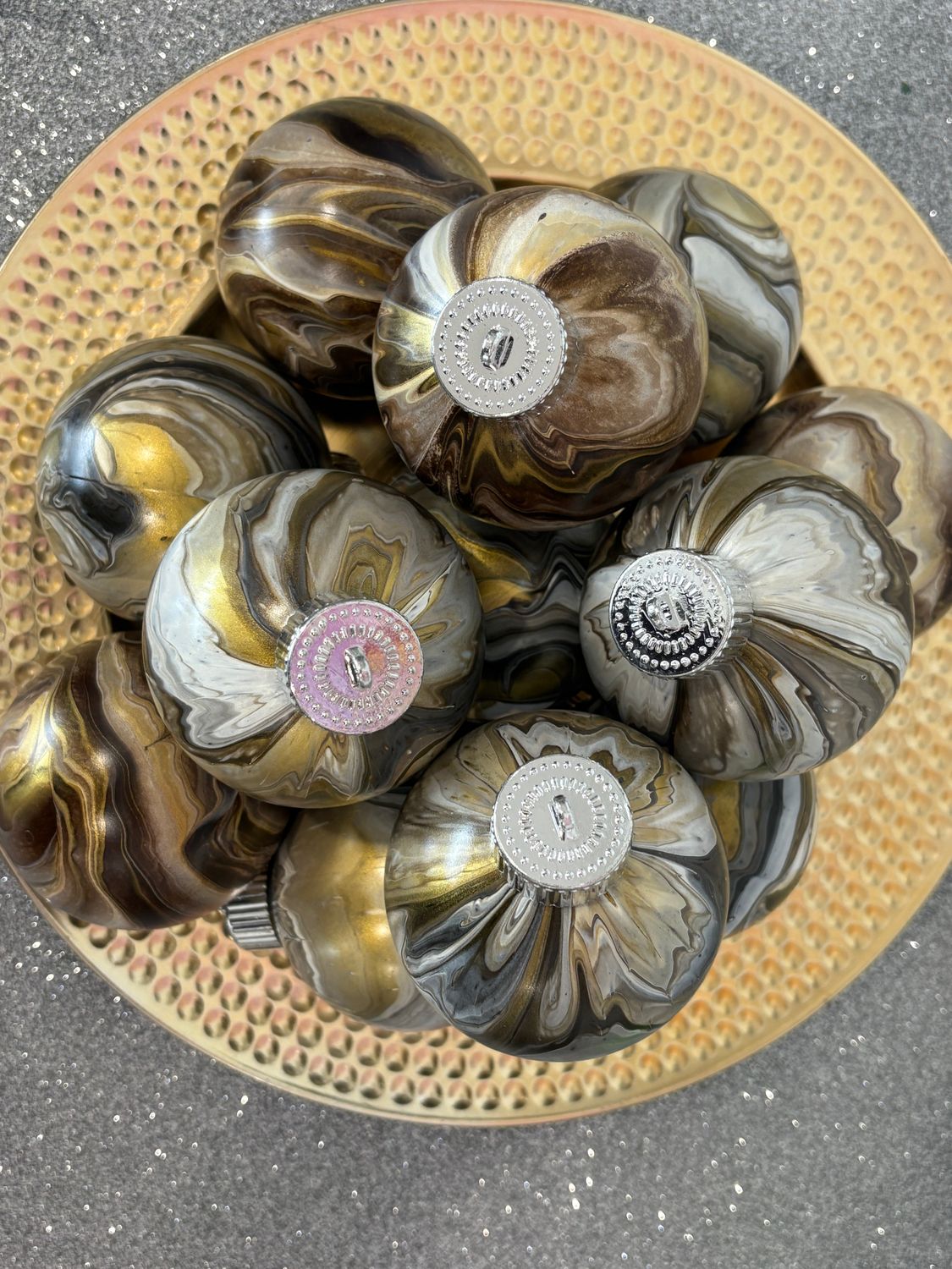 12 Christmas Baubles - Dark Neutral