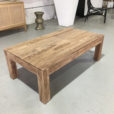 Wooden Coffee Table 135cm x 75cm x 45cm