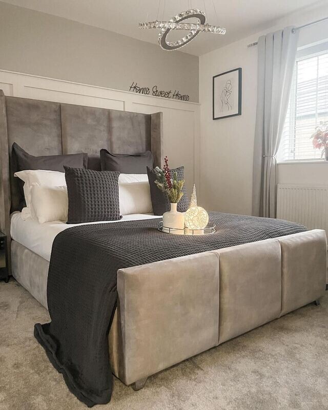 Kiara Sleigh Bed - Double