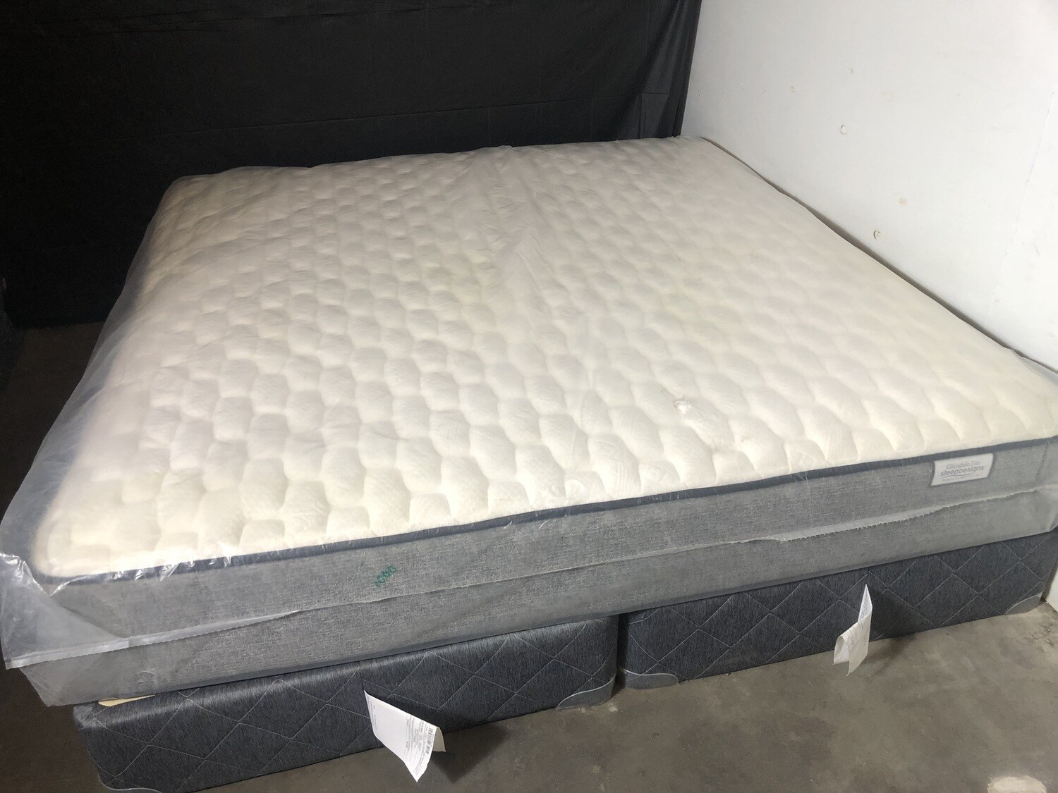 SLEEPDESIGN GLENDALE FM