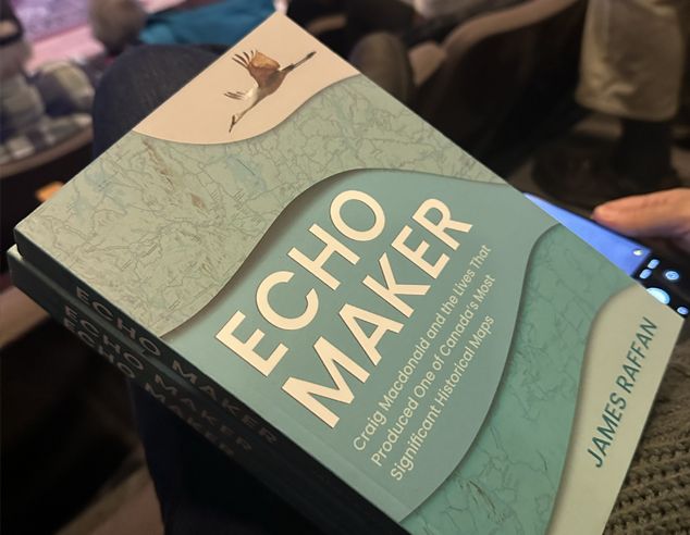 Echo Maker book