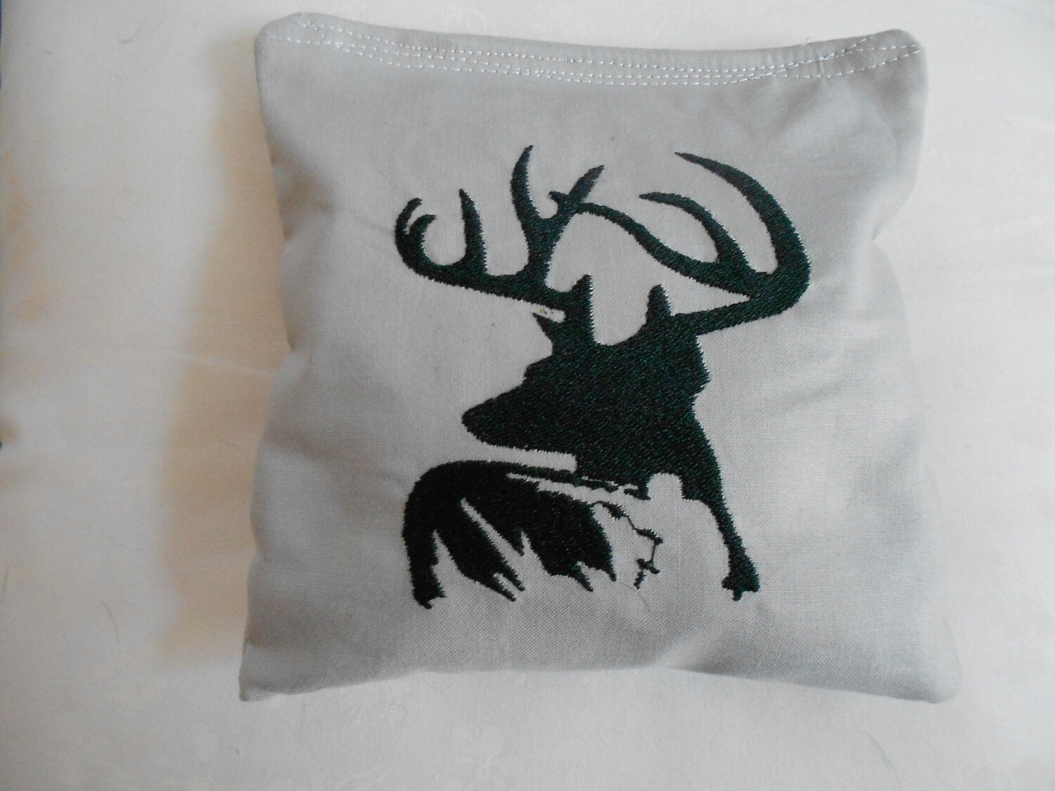 Deer  with Hunter  Grey set of 4 Bags