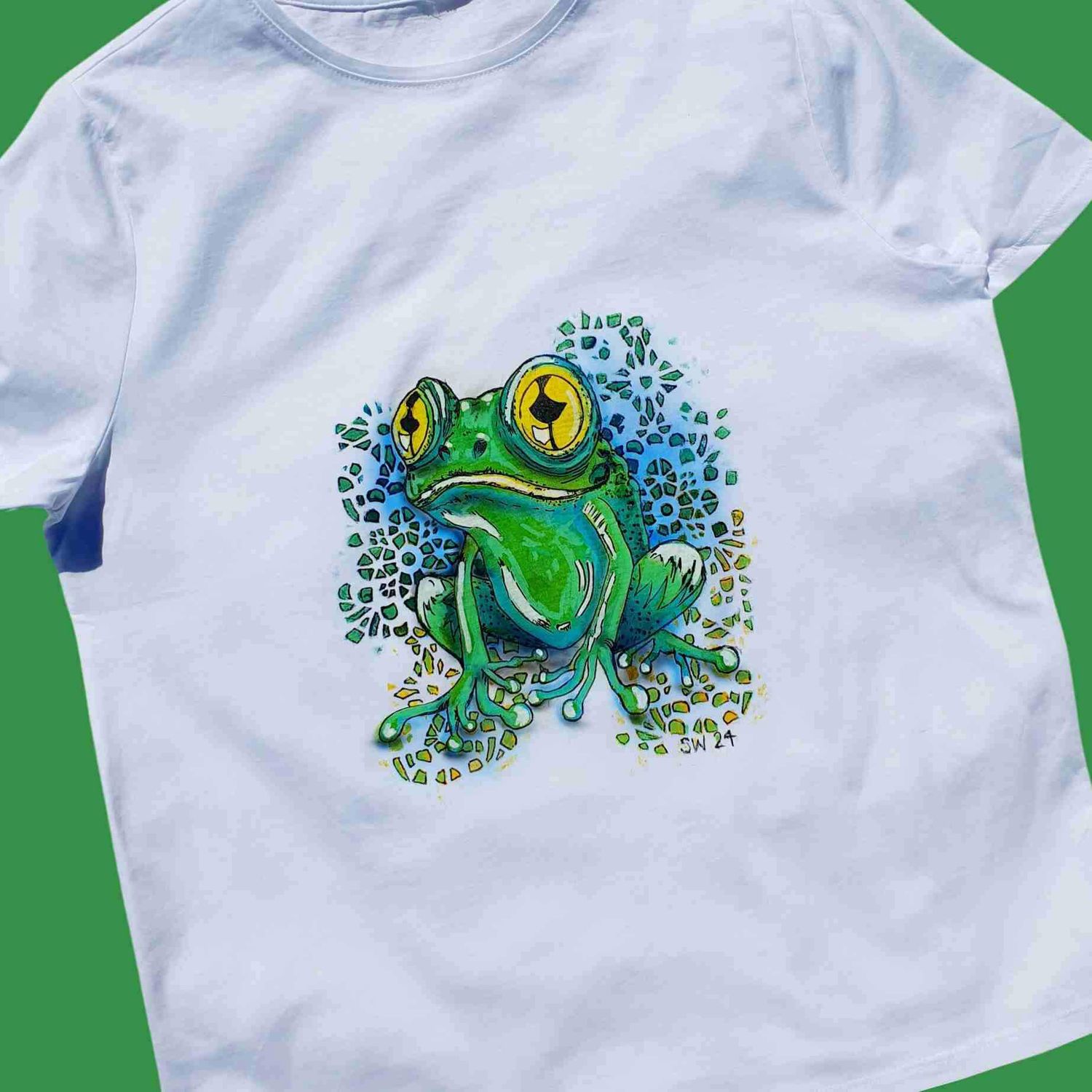 Green Tree Frog Handpainted Tee's Wearable Art Variety of Size & Colour Relaxed Fit Crew Neck