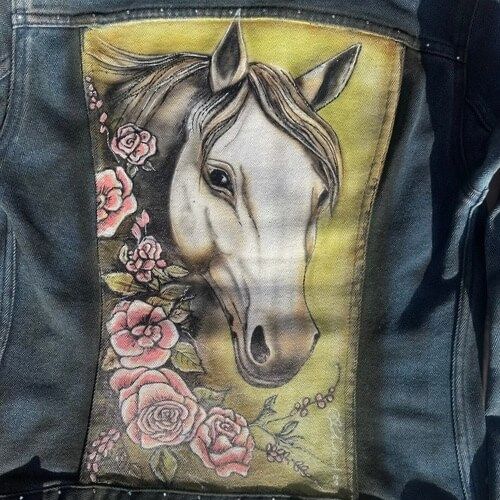 Denim Vintage Levi’s size M Custom Airbrushed  Back Rhinestone Jacket Design White horse with cascading roses