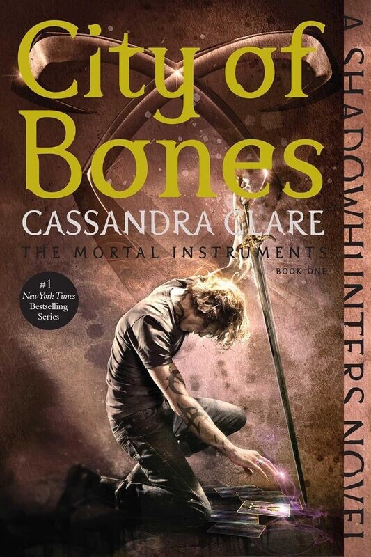 City Of Bones (The Mortal Instruments, #1)
