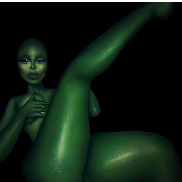 ORGANIC BADDIE