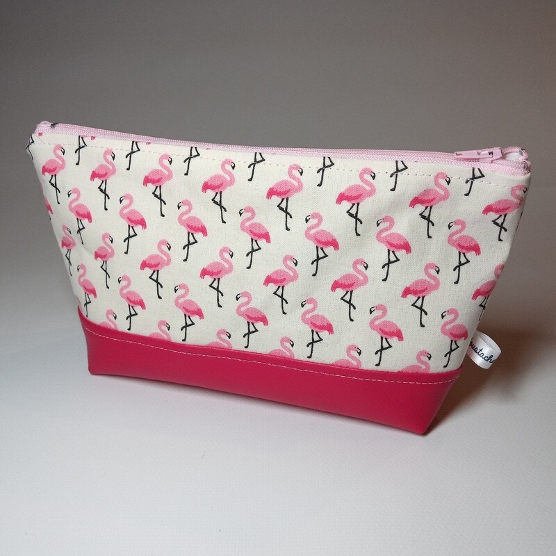 LA TROUSSE Marie Hélène
- Flamant rose