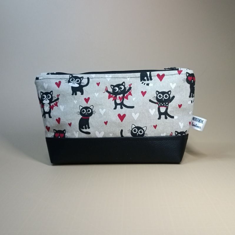 LA TROUSSE Marie Hélène - Chat Love