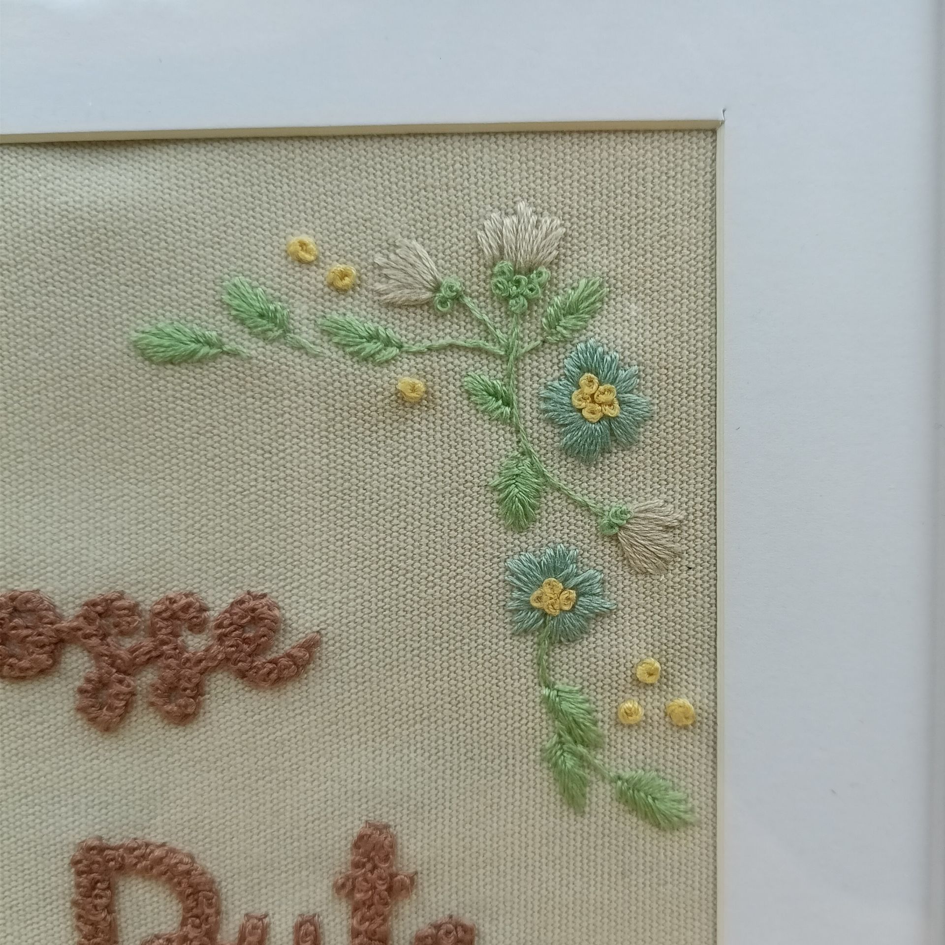 BRODERIE INSOLENTE  Raymonde - Grosse Pute