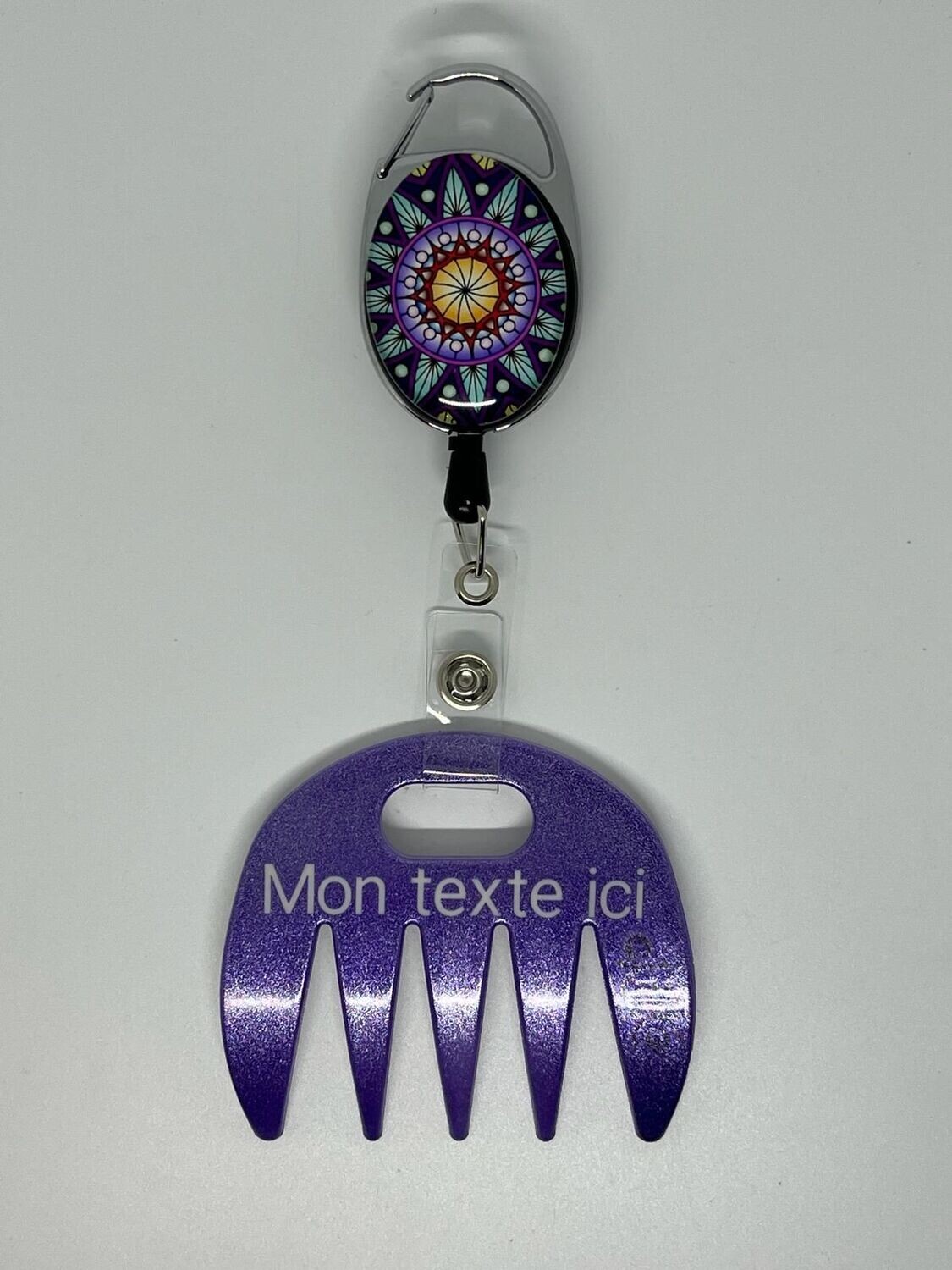 Grat-grat violet pailleté personnalisé  - Clipper mandala violet, dans son coffret cadeau.