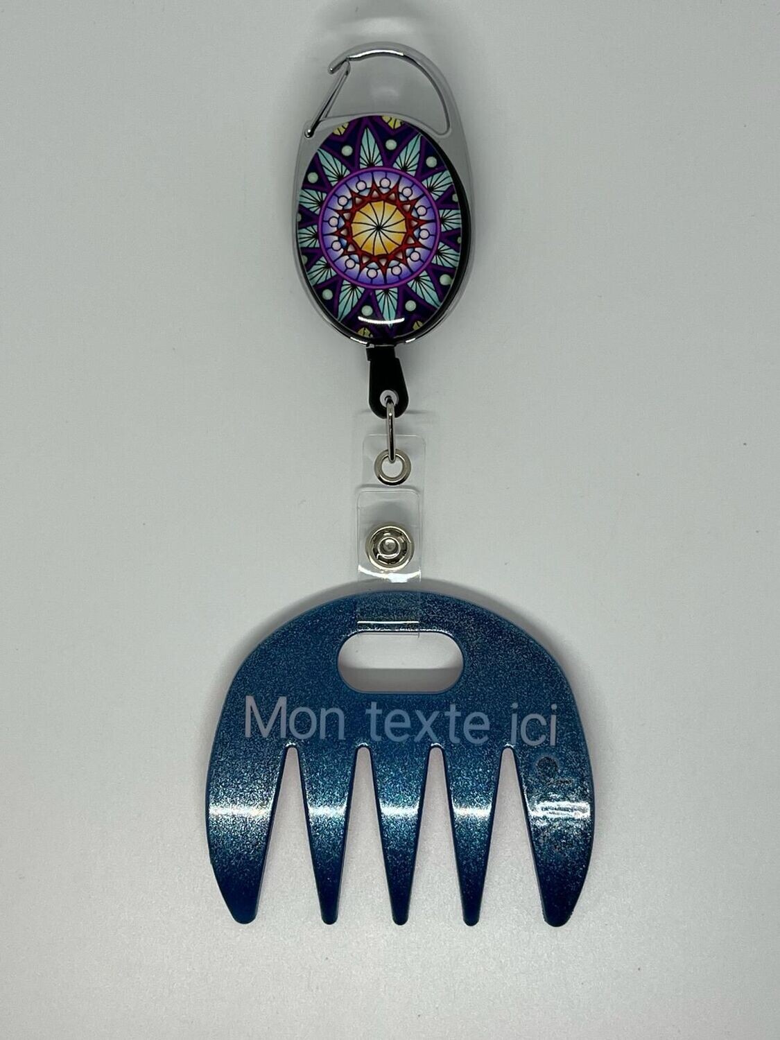 Grat-grat bleu pailleté personnalisé  - Clipper mandala violet, dans son coffret cadeau.